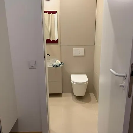 Center Deluxe 4 * Warszawa